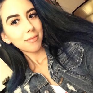 Meet your Posher, Sierra